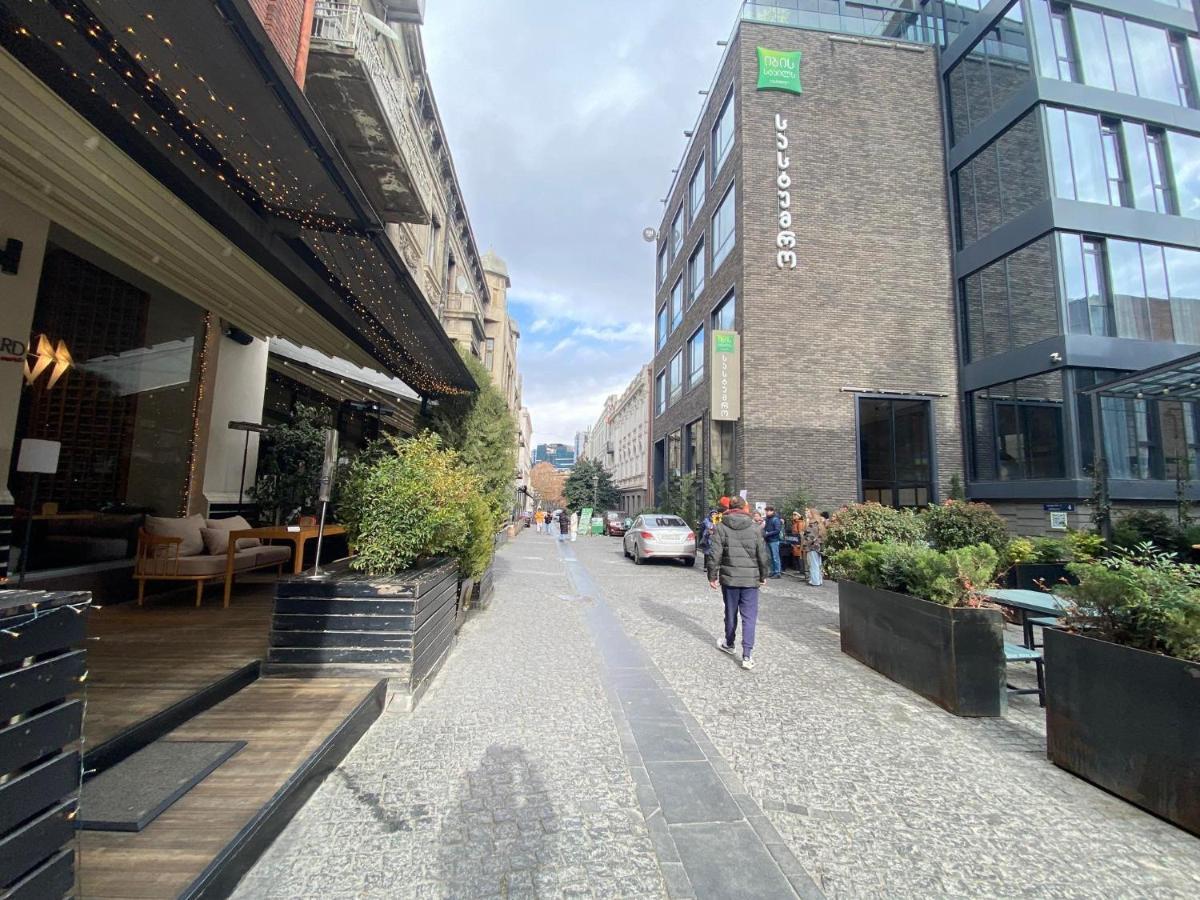 Freedom Square Apartment Tbilisi Exterior photo