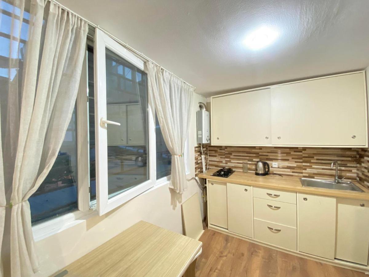 Freedom Square Apartment Tbilisi Exterior photo